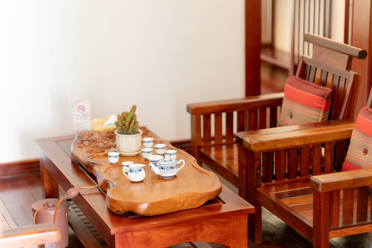 36Manor International Sport Hotel Vientiane Extérieur photo