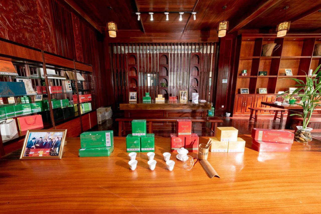 36Manor International Sport Hotel Vientiane Extérieur photo