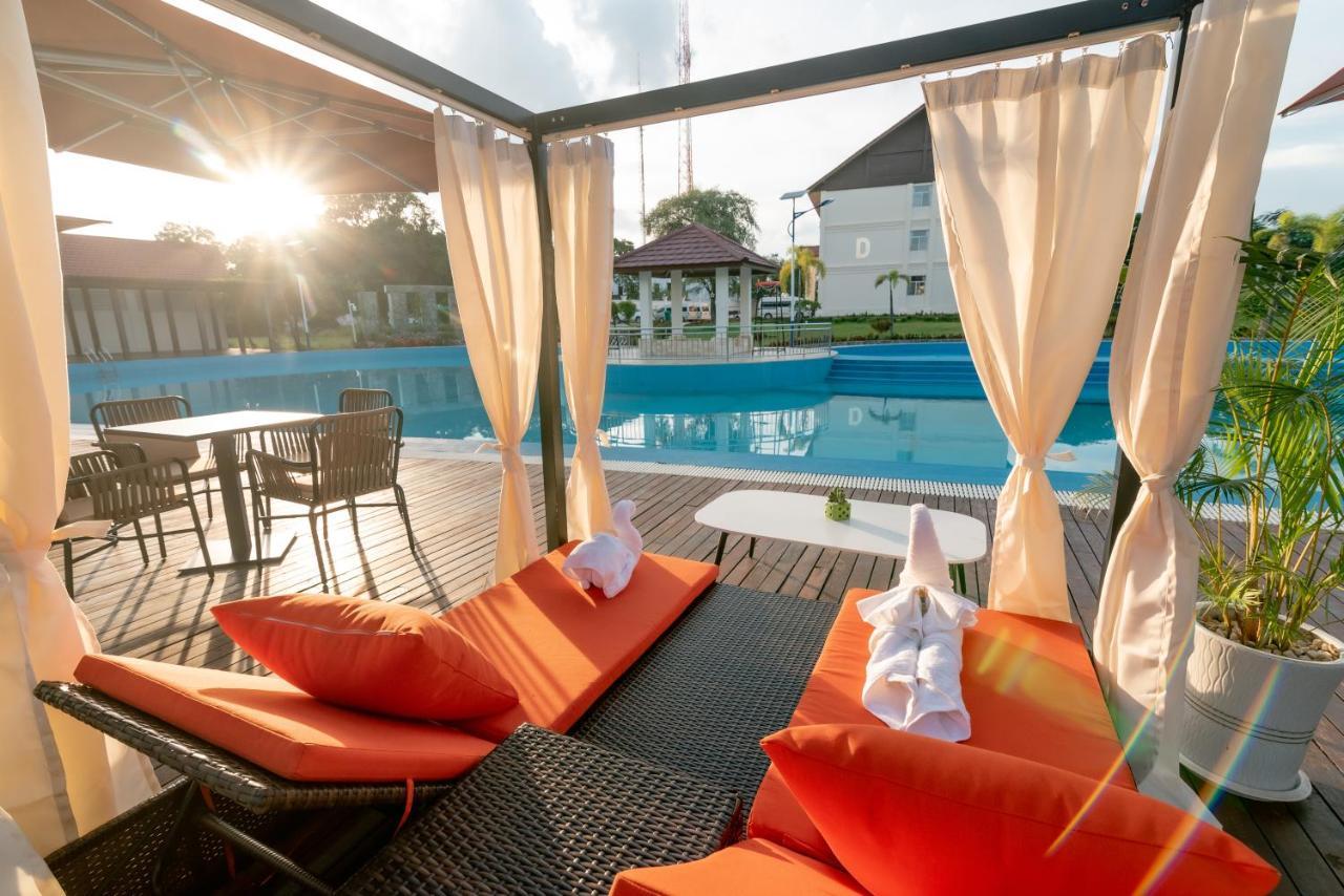 36Manor International Sport Hotel Vientiane Extérieur photo