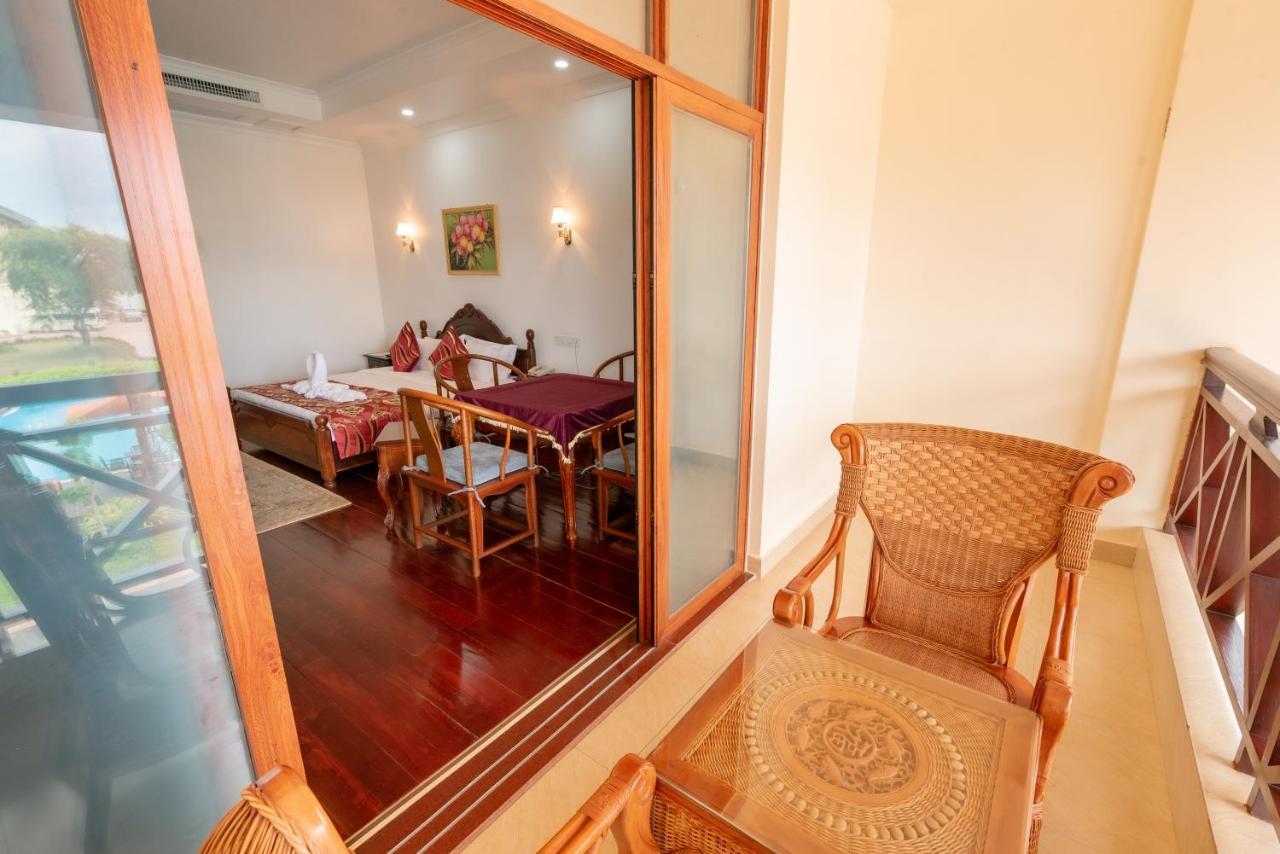36Manor International Sport Hotel Vientiane Extérieur photo