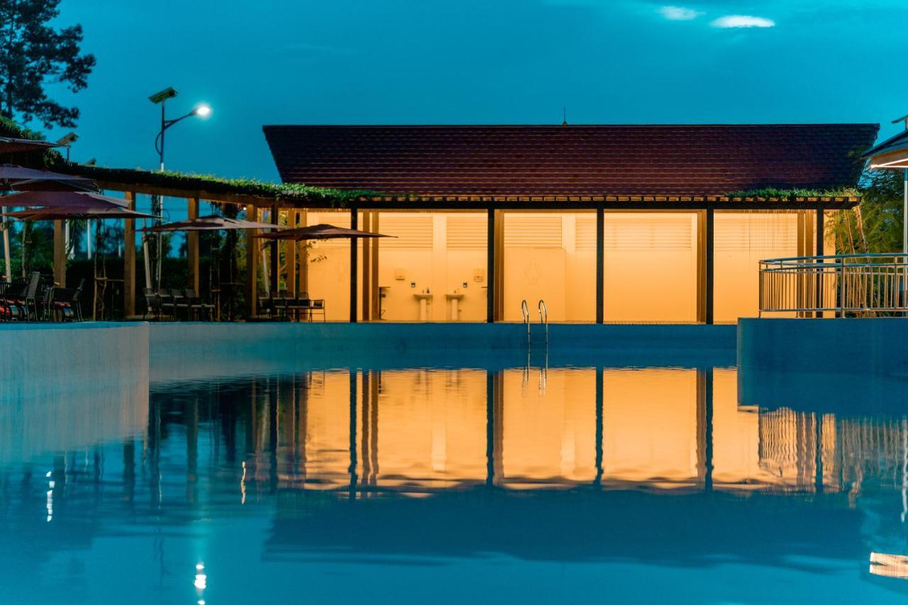 36Manor International Sport Hotel Vientiane Extérieur photo
